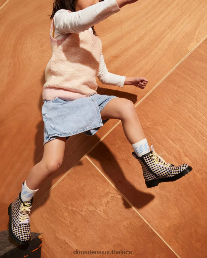 Junior 1460 Patent Heart Printed Lace Up Boots Dr. Martens Kids Footwear 2J208N441 Black Lucido & Patent Lamper