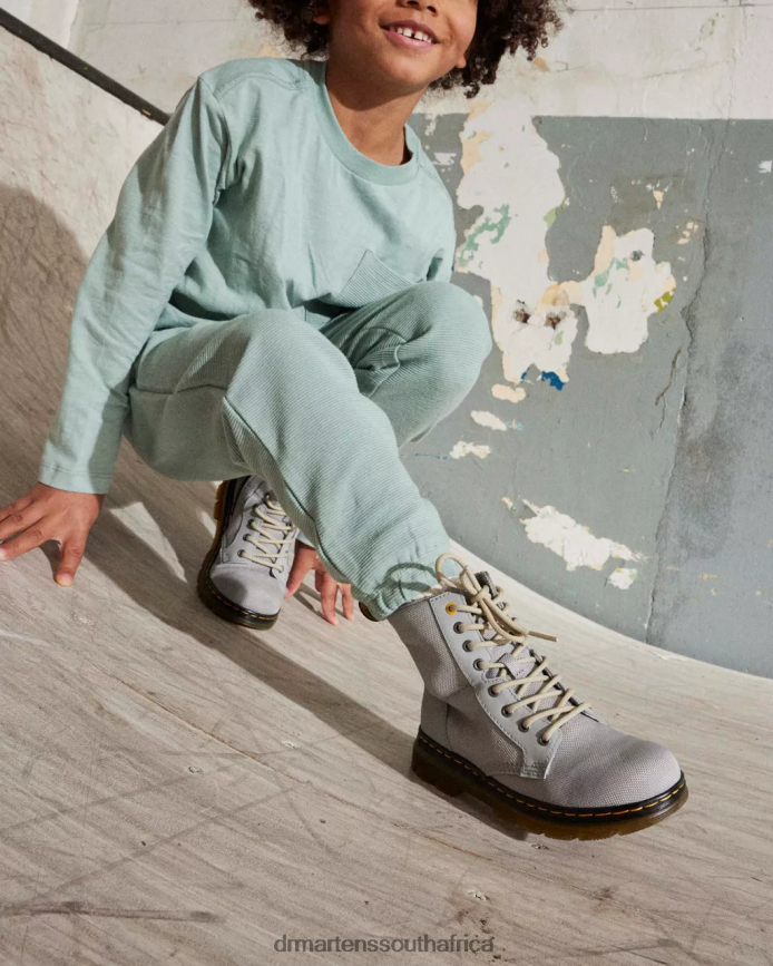 Junior Combs Extra Tough Poly Casual Boots Dr. Martens Kids Footwear 2J208N442 Mid Grey Extra Tough & Rubbery