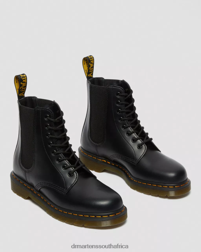1460 Harper Smooth Leather Lace Up Boots Dr. Martens Men Footwear 2J208N111 Black Smooth
