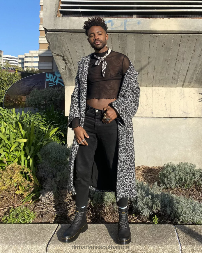 Tarik Wyoming Leather Utility Boots Dr. Martens Men Footwear 2J208N77 Black Wyoming