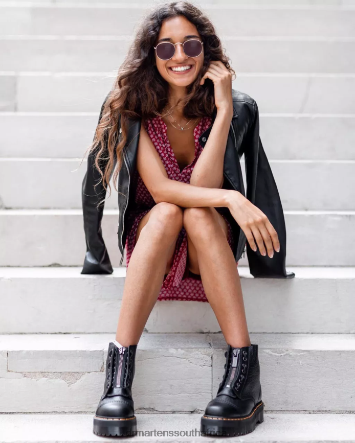 Sinclair Milled Nappa Leather Platform Boots Dr. Martens Unisex Footwear 2J208N208 Black Milled Nappa