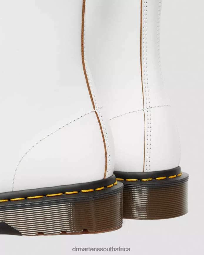 1460 Vintage Made in England Lace Up Boots Dr. Martens Unisex Footwear 2J208N121 White Quilon