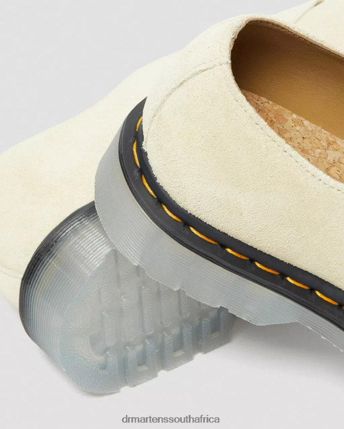 1461 Iced Suede Oxford Shoes Dr. Martens Unisex Footwear 2J208N330 Cream E.H.Suede