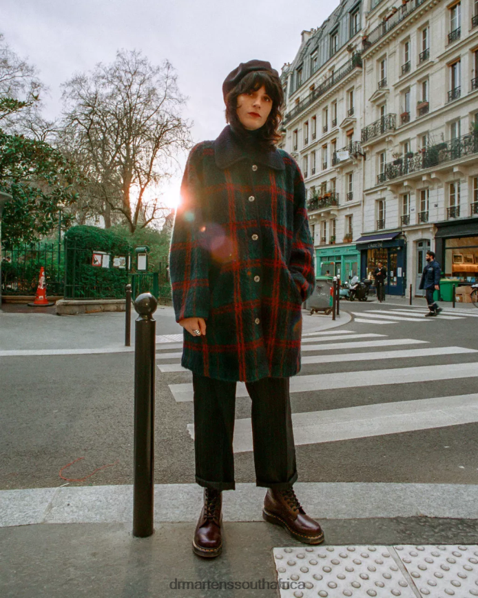 1460 Smooth Leather Lace Up Boots Dr. Martens Women Footwear 2J208N153 Burgundy Smooth