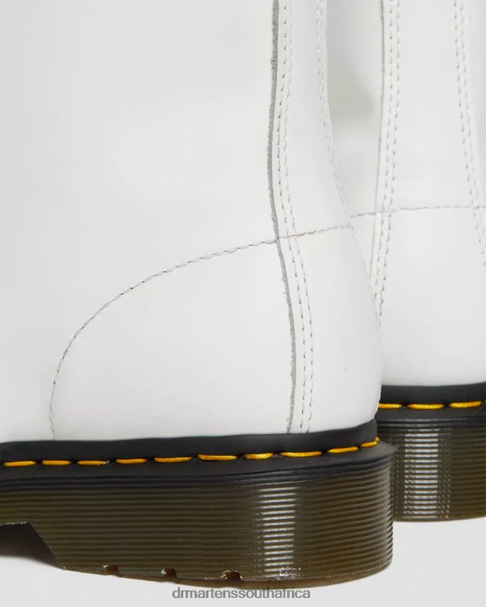 1460 Smooth Leather Lace Up Boots Dr. Martens Women Footwear 2J208N16 White Smooth